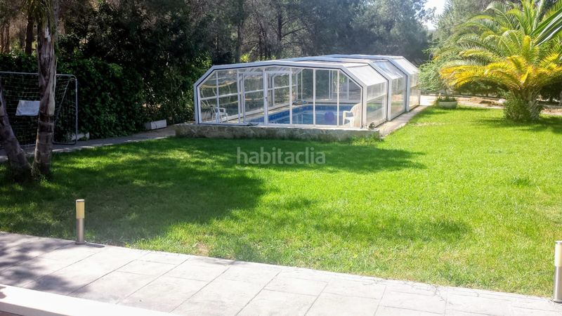 Foto c03aff88-11db-481f-92e2-41972b833c43. Xalet amb xemeneia calefacció aparcament piscina a Quart de les Valls