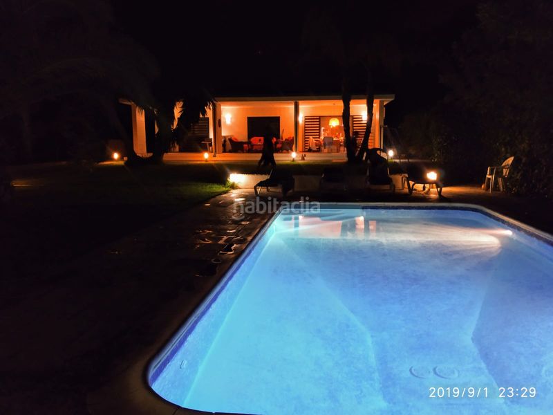 Foto c9f2d647-1421-4cd9-96b0-e0d2e51eeef3. Xalet amb xemeneia calefacció aparcament piscina a Quart de les Valls