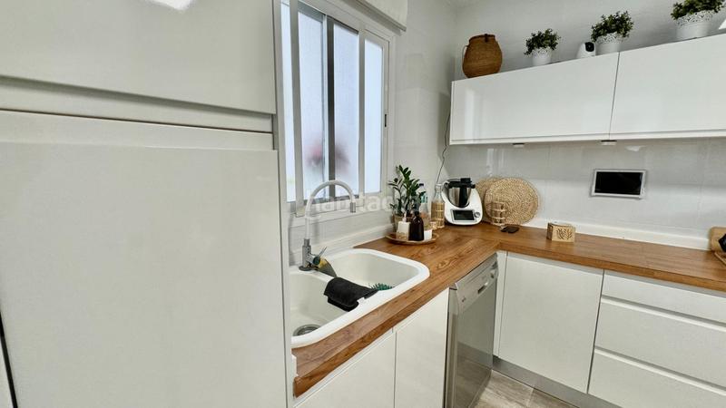 Foto 72a7c74f-d6d2-47c7-b919-d5615a92e4cc. Casa a schiera con riscaldamento piscina in Montemar Torremolinos