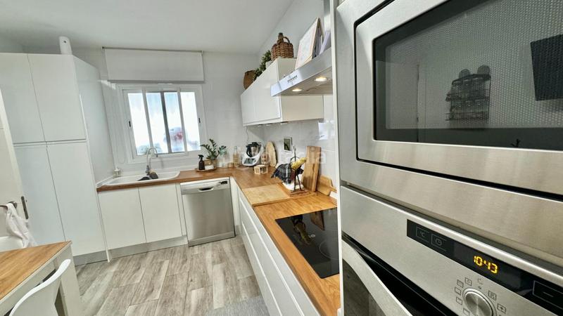 Foto ac254201-420f-482c-9377-537d5ee793cd. Casa a schiera con riscaldamento piscina in Montemar Torremolinos