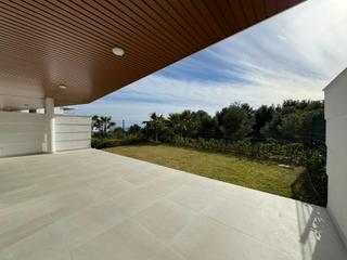Planta baixa a El Higuerón. Exclusivo apartamento con vistas al mar en higuerón lujo y comod