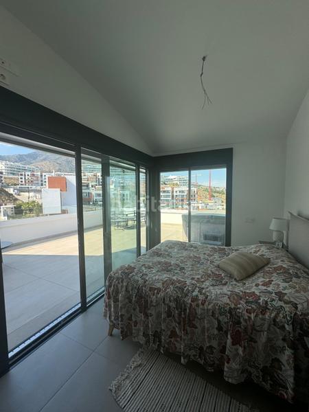 Foto f33068f2-d995-4027-80d9-7675aaefe6f9. Dúplex en Las Gaviotas - Carvajal Fuengirola