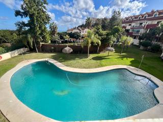 Apartament  Calle ronda del golf este. Disfruta de la vida de lujo en esto piso con todas las comodidad
