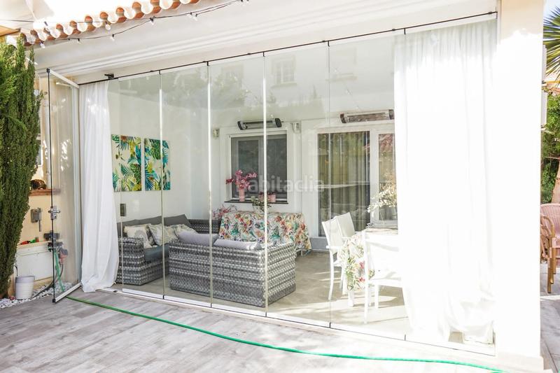 Foto 628f1ff6-9cf6-4a6f-90c3-8d71595c4595. Casa adosada exclusivo adosado de esquina completamente reformado con piscina privada pueblo en Benalmádena