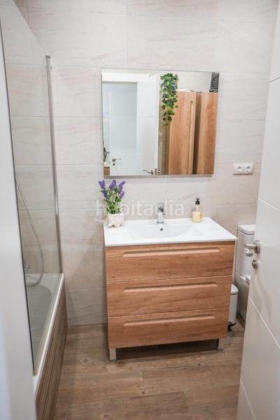 Foto baa14e20-83df-4189-8318-475246d8ad73. Casa adosada exclusivo adosado de esquina completamente reformado con piscina privada pueblo en Benalmádena