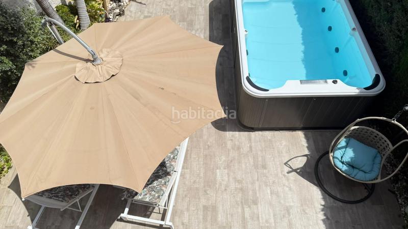Foto d3d32785-9b4e-4c41-a871-0548791b4795. Casa adosada exclusivo adosado de esquina completamente reformado con piscina privada pueblo en Benalmádena