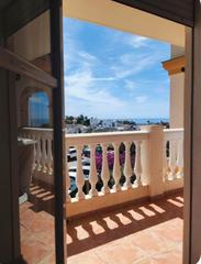 Apartament  Calle vélez-málaga. Fantástico apartamento con vistas al mar situado en el faro.