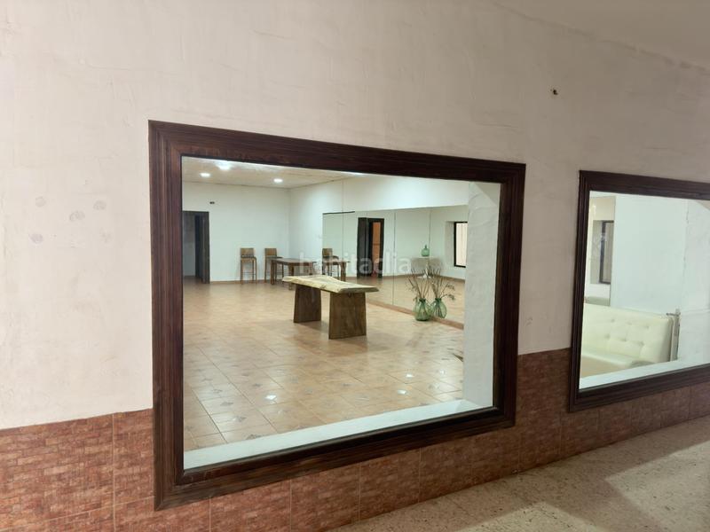 Foto 8d508f34-3a11-4762-a20b-ba6bcdb6493e. Local comercial oportunidad !!!! gran local comercial en pleno centro de Arroyo de la Miel benalmadena en Benalmádena