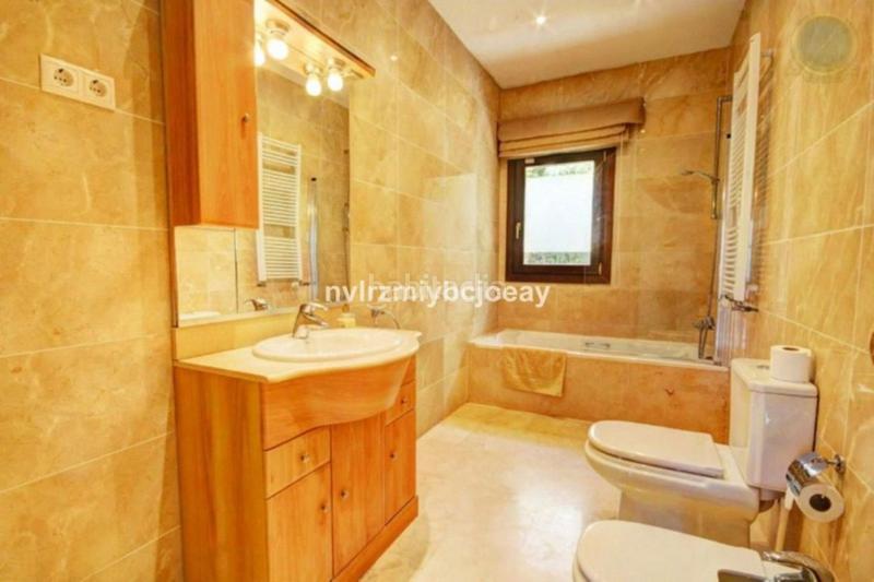 Foto 01c1bf34-b5c9-4671-831f-9a37fca4701b. Chalet en Casablanca - La Viñuela Benalmádena