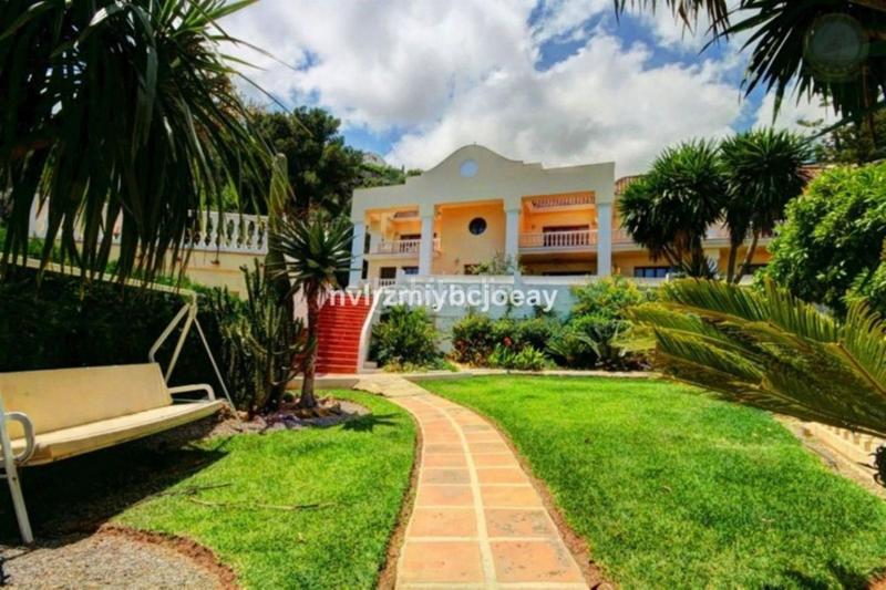 Foto 53d646b5-1c79-43b9-882d-59db932304f1. Chalet en Casablanca - La Viñuela Benalmádena