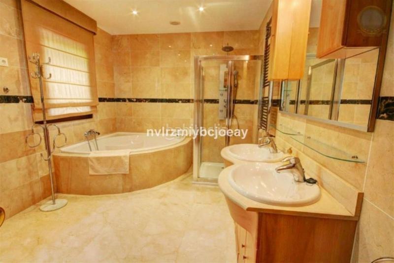 Foto 65bbea7f-cbfa-43dd-a13b-2560857a3905. Chalet en Casablanca - La Viñuela Benalmádena