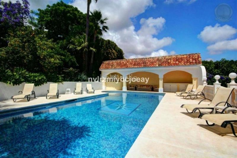 Foto c2d2979a-10d8-47dd-950f-b6d8fbf80922. Chalet en Casablanca - La Viñuela Benalmádena