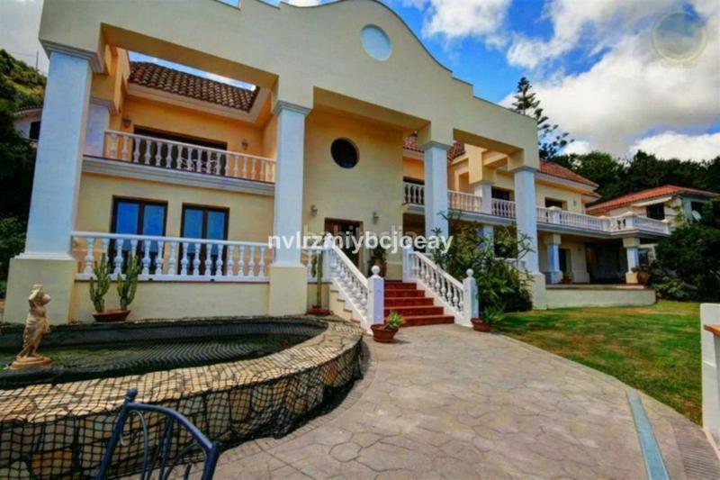 Foto e6d4353f-d732-4d8d-9bcf-b7c602245cb8. Chalet en Casablanca - La Viñuela Benalmádena