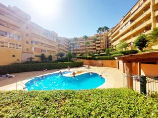 Appartement  Calle narciso. Piso 2 dormitorios, 2 baños en los pacos, calle narciso.