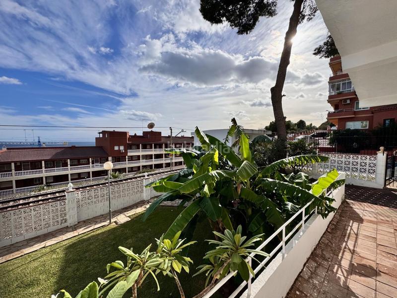 Foto 8adc6490-03c1-47a6-8ad9-fcb33b32ecdf. Planta baixa amb piscina a Loma de los Riscos Torremolinos