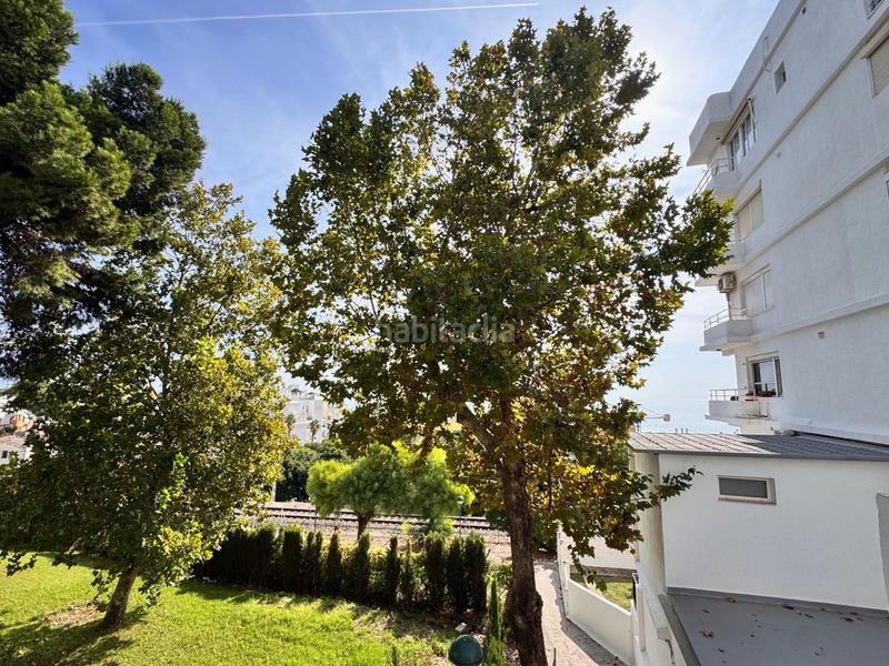 Foto dc3db3d2-cae4-4b48-a3c0-20ad042f4efc. Planta baixa amb piscina a Loma de los Riscos Torremolinos