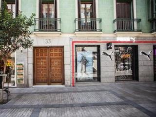 Apartament a Calle de fuencarral 33. Se vende piso en chueca.