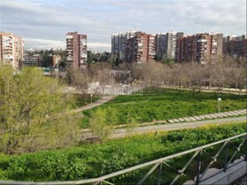 Foto 6d900a11-0ab8-4042-9c56-522bdf5ea096. Penthouse with heating parking in Valdeacederas Madrid