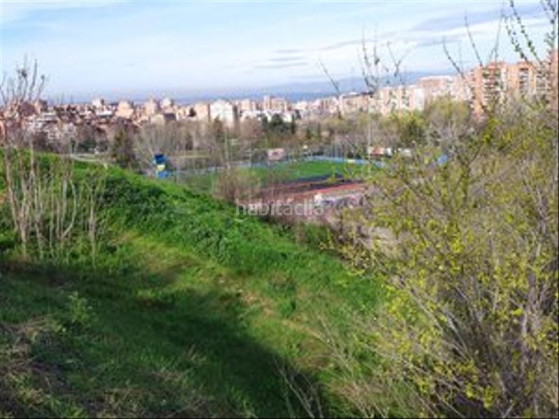 Foto 91f7bfaa-3c80-4b14-9068-d733ecf9aa31. Penthouse with heating parking in Valdeacederas Madrid