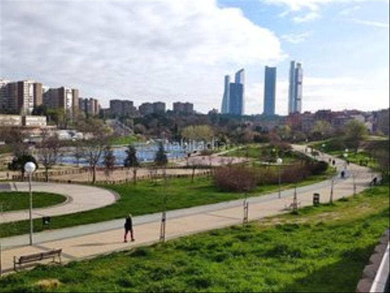 Foto ef87d478-5667-46ab-9e3f-e1717676b631. Penthouse with heating parking in Valdeacederas Madrid