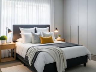 Àtic  Ronda de segovia. Se ofrece en venta ático de aproximadamente 153 m² construidos,
