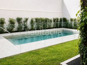Foto c237a1a4-a1b3-455d-895c-70f8c1f57f2c. Pis amb piscina a Arapiles Madrid