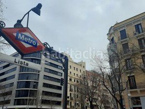 Foto b8c04175-0b2b-4e91-b814-c1e28e3c9d72. Pis amb aparcament a Lista Madrid