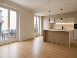 Etagenwohnung  Calle de montele�n. Piso reformado con balc�n - �tu nuevo hogar te espera!