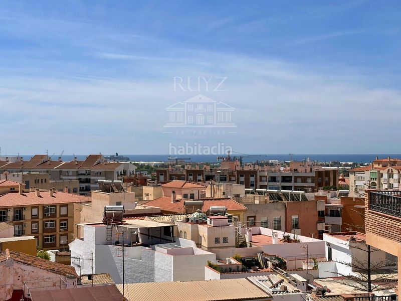 Foto f3acec1b-ea41-47b4-8c27-ab42787aac39. Casa a Motril ciudad Motril