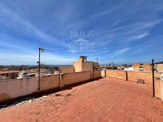 Casa en Motril  ciudad. Crea el hogar que siempre soñaste
