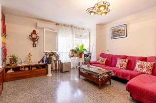 Appartement  Centauro. Amplio piso con garaje y trastero junto al ies martín recuerda
