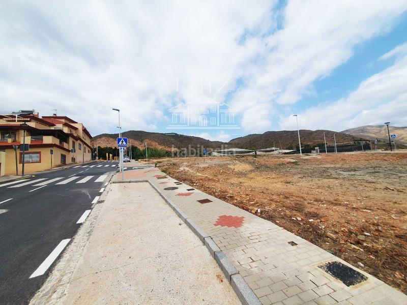 Foto ef1e33a4-e692-4f3e-8900-89f4883939c8. Wohngrundstück in Lobres Salobreña