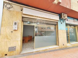 Lloguer Local Comercial  Cruces. El local ideal para tu negocio te está esperando en calle cruces