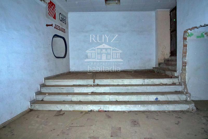 Foto 984eb96b-374a-4ce0-af1e-90395f501a5f. Local comercial el local que tu negocio merece! en Motril