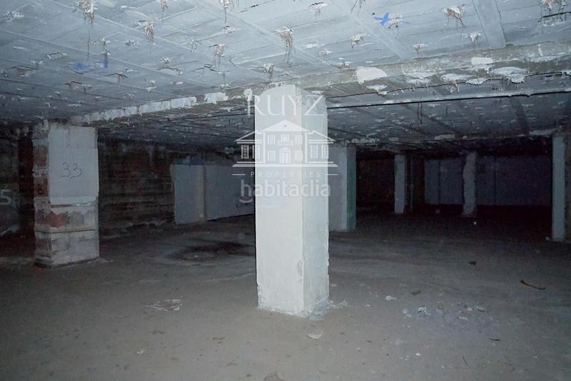 Foto b45c926b-e0da-48c7-ae63-0f8ffff6d521. Local comercial el local que tu negocio merece! en Motril