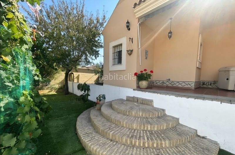 Foto b0d2b9c1-7504-42f6-a147-c1c192788028. Chalet mit parking in Cuatro Pinos - El Carmen Puerto de Santa María (El)