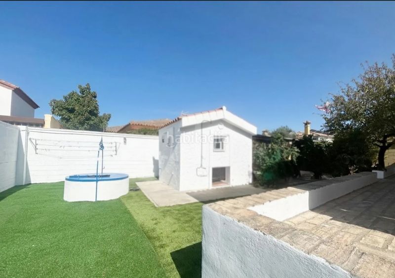 Foto e7dc63d8-fa23-4f13-a7eb-f660c526fb95. Chalet mit parking in Cuatro Pinos - El Carmen Puerto de Santa María (El)