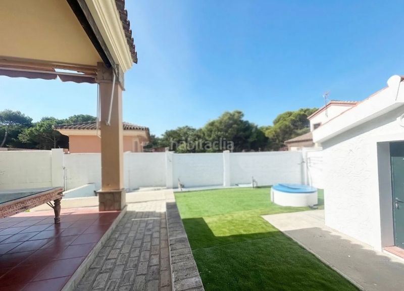 Foto e99a9d88-06fb-431a-a056-757c9ab8407a. Chalet mit parking in Cuatro Pinos - El Carmen Puerto de Santa María (El)