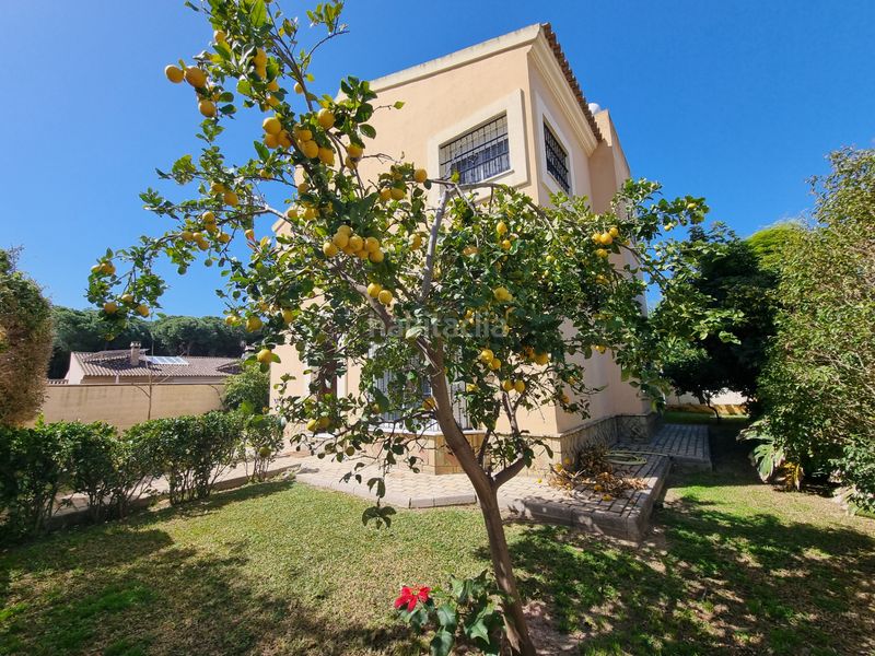 Foto eb62f6e0-d379-499b-a6b1-13be4f528b68. Chalet mit parking in Cuatro Pinos - El Carmen Puerto de Santa María (El)