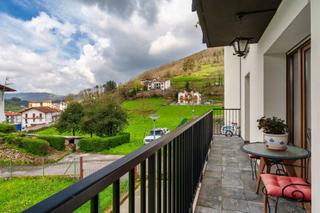 Appartement  Leitza tolosa etorbidea. Amplio y acogedor piso en el centro de berastegi con terraza, ba