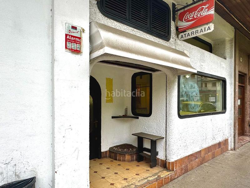 Foto 201b2e3a-4e5b-4c53-8c56-b0b81023da7a. Local comercial se vende local comercial en el centro kale berria en Andoain