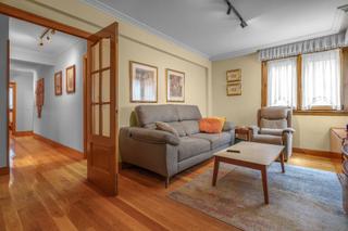 Appartement  Elbarrena kalea. Amplia vivienda, garaje doble y trastero en elbarrena kalea, liz