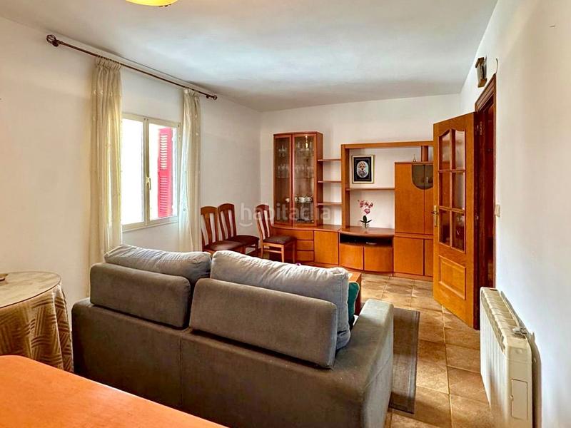 Foto 6035adbc-2fa8-4fe2-adee-e918ef22b629. Piso  soleado en venta en emeterio arrese, en Ibarra