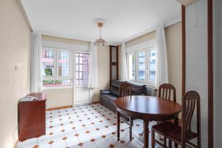 Appartement  San inazio auzoa. Piso exterior con balcón en el barrio san ignacio de ibarra.