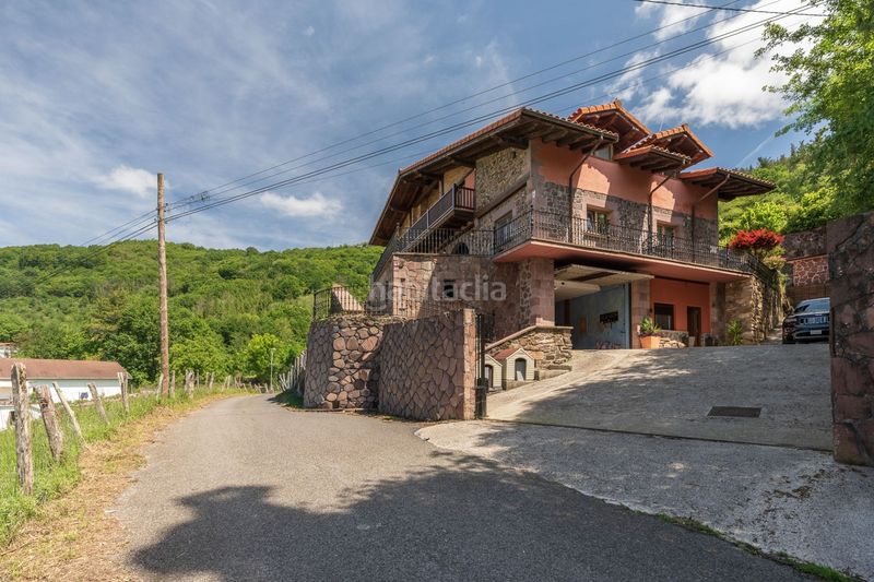 Foto 61d0ba64-b66f-4d43-b077-dfd0b9f819dc. Casa con riscaldamento in Elduain