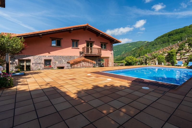 Foto baa20d40-5e41-44ee-a10d-70281e5078d6. Casa con riscaldamento in Elduain