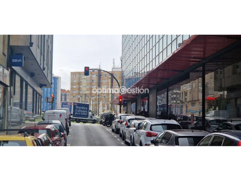 Foto 9649b890-7e21-4251-b555-ea46104f1b09. Miete geschäftsraum in caveda 54 in Llano Gijón