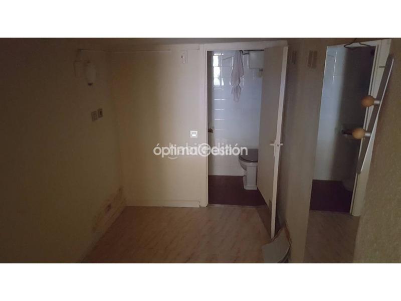 Foto 23c7467c-9b42-45da-ac92-ffac2f021b87. Lloguer local comercial a Centro Avilés