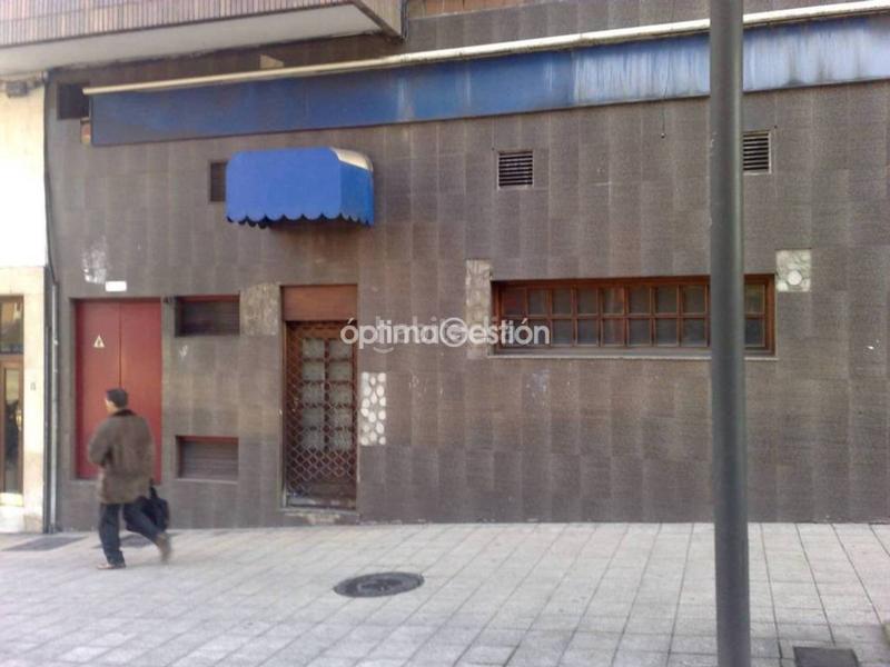 Foto db799211-c370-4838-85d9-34bdc72aa0be. Location local commercial dans Centro Avilés