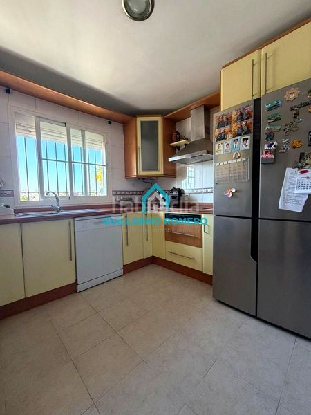 Foto e2e59178-dfec-4512-968d-bd52a153a284. Casa a Coria del Río